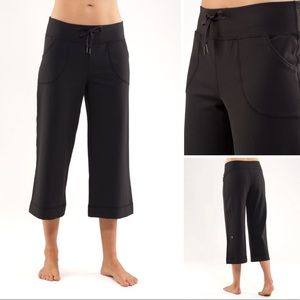 Lululemon Still Crop Pant